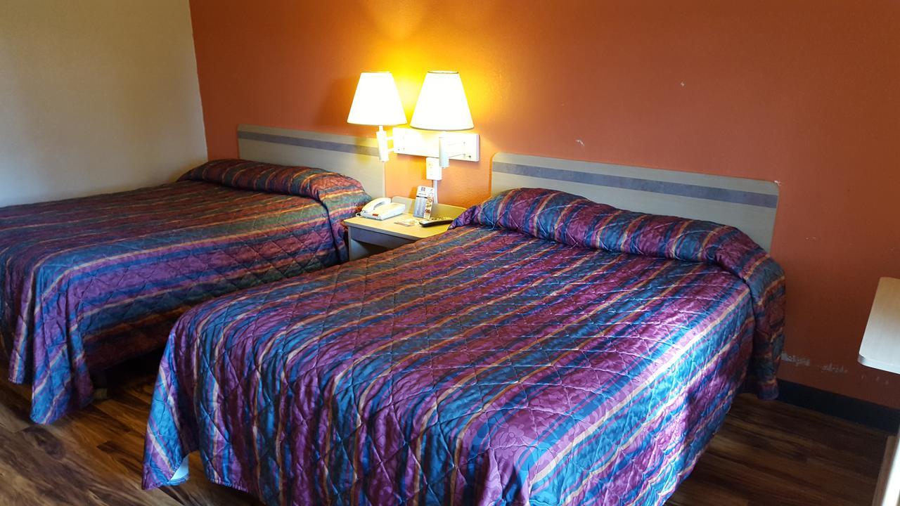 Red Carpet Inn Gibbstown Kültér fotó